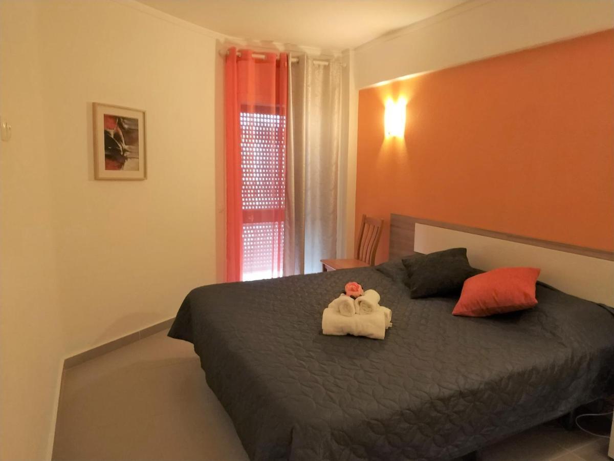 5J Sao Gabriel - Casas & Papeis Apartment Armacao de Pera Luaran gambar